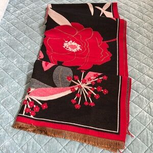 Large print shawl/scarf by Chico’s